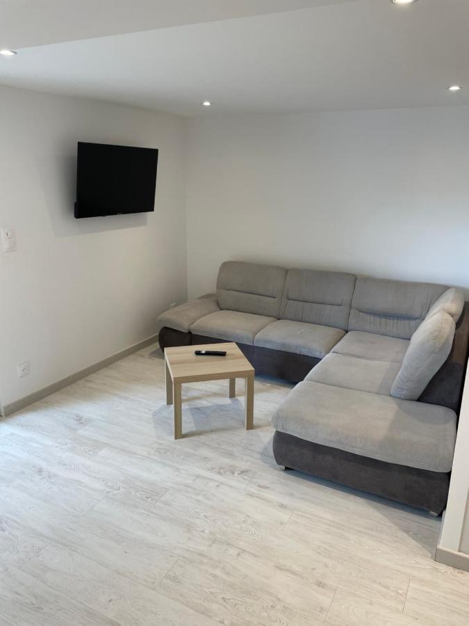 Joli Logement Au Pied Des Alpilles Eyguières Εξωτερικό φωτογραφία
