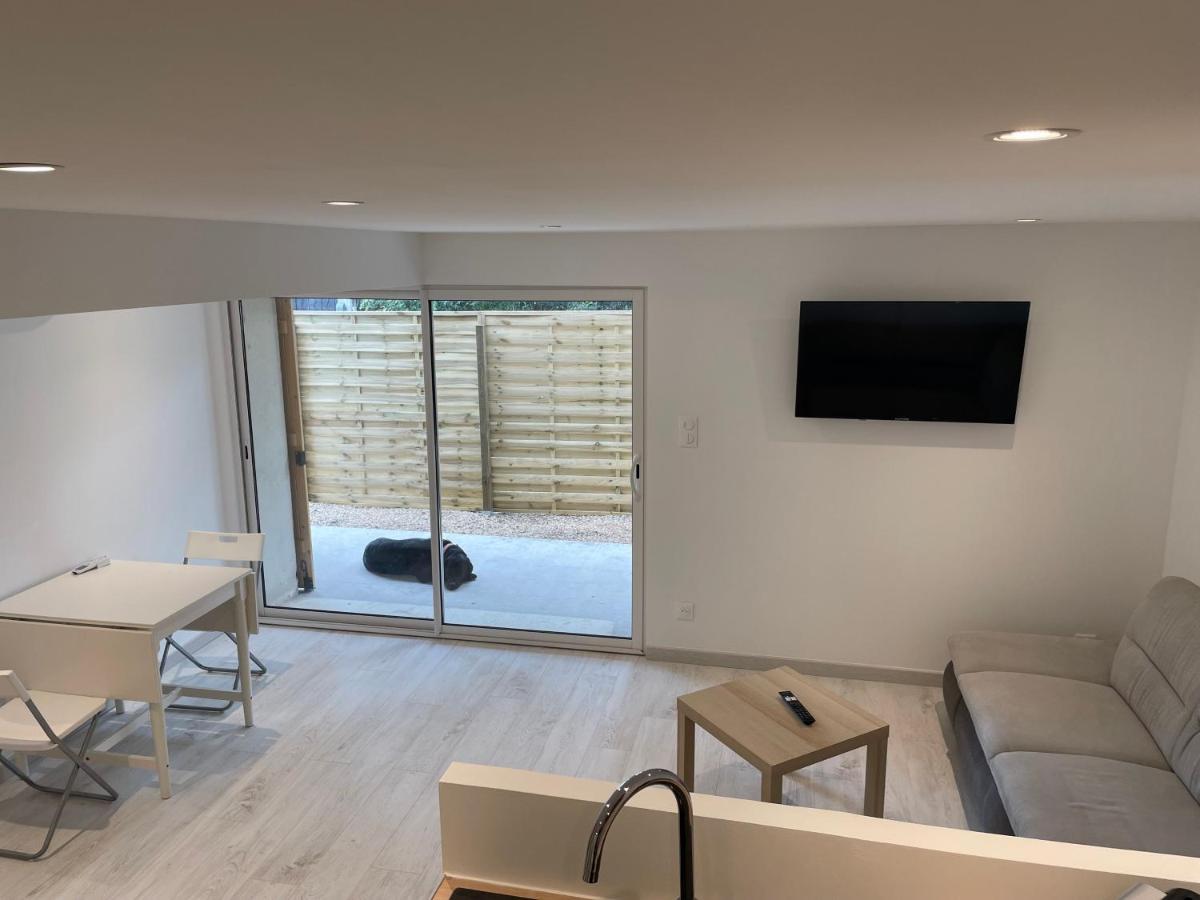 Joli Logement Au Pied Des Alpilles Eyguières Εξωτερικό φωτογραφία